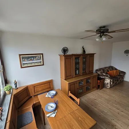 Authentic 比奥格勒·纳·莫鲁