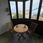 Authentic Apartamento