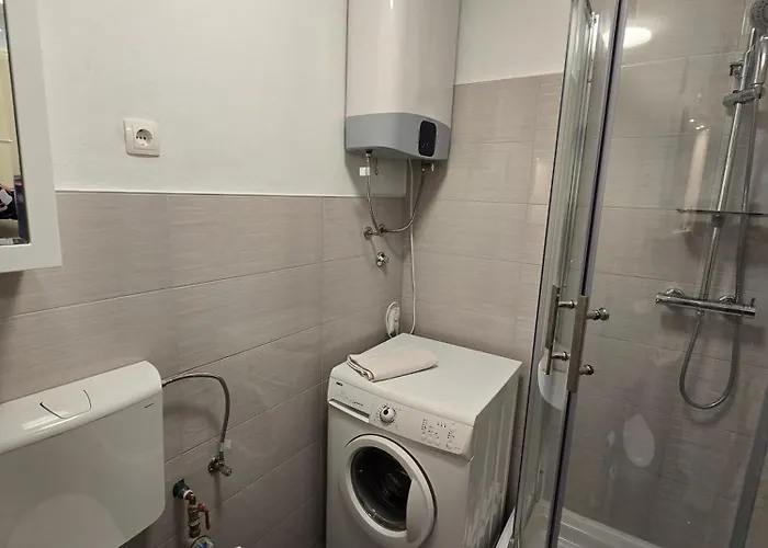 Authentic * Биоград-на-Мору