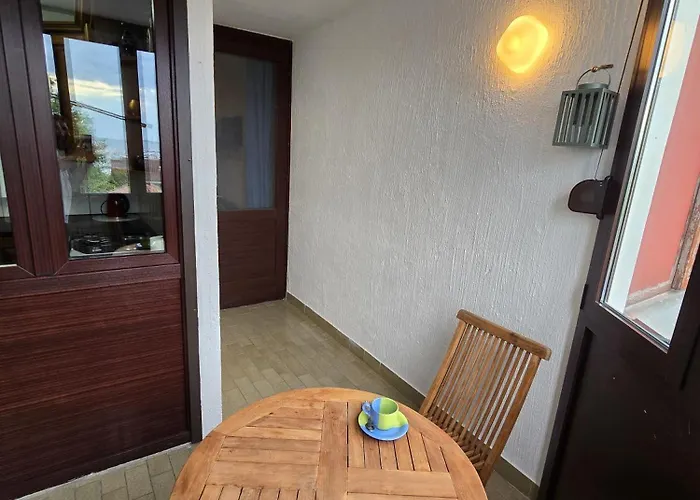 Authentic * Биоград-на-Мору