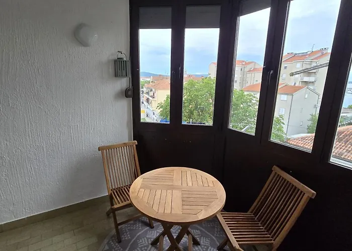 Authentic * Биоград-на-Мору