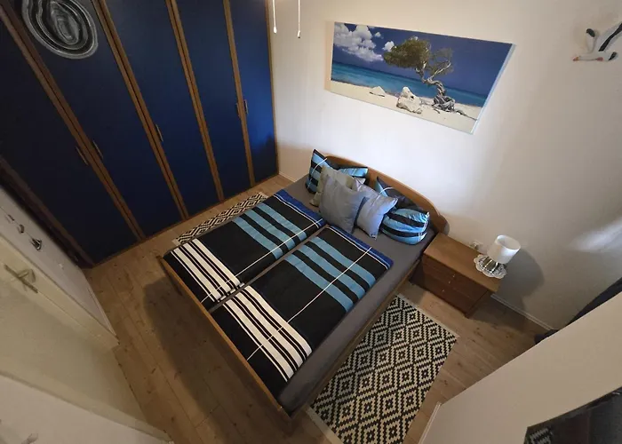 Authentic Биоград-на-Мору